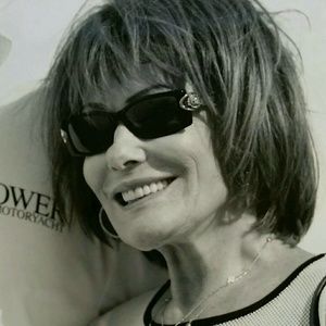 Meet your Posher, June